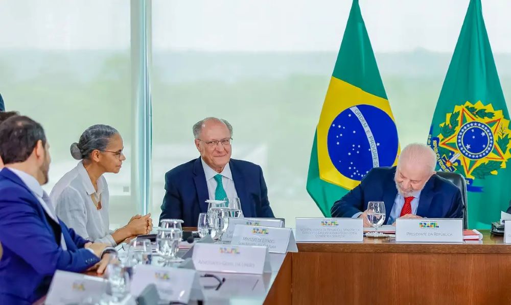lula assina marina alckmin