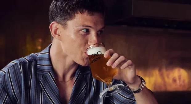 tom holland cervejaria