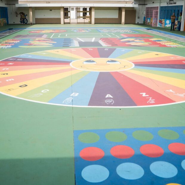 escola bilingue libras e portugues escrito de taguatinga celebra conclusao de revitalizacao foto capa 1920x1280