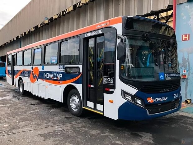 ace52885b6dba11c0a2dbe8027f6a245