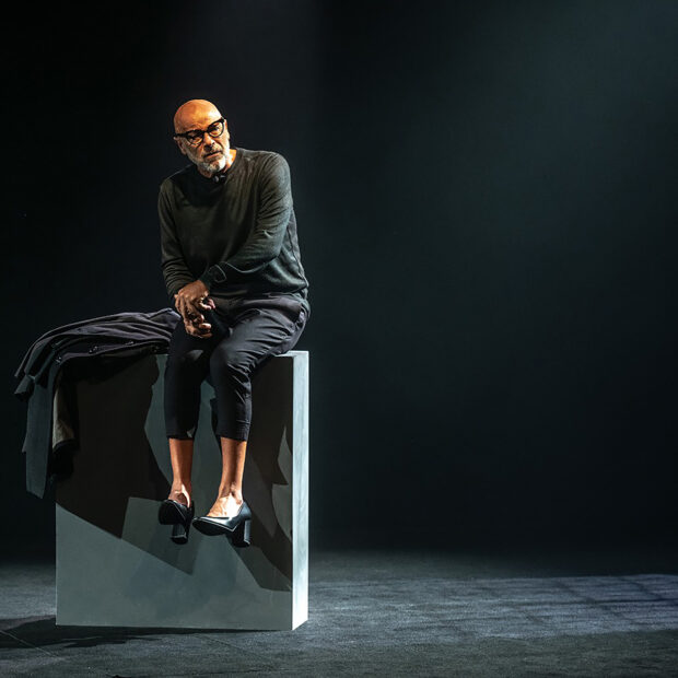 Eduardo Wotzik, em Hannah Arendt - Uma Aula Magna. Crédito: Ricardo Brajterman