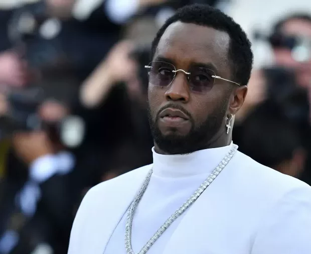 o rapper americano sean diddy e acusado de abuso sexual por mais de 100 pessoas 1727958360409 v2 900x506