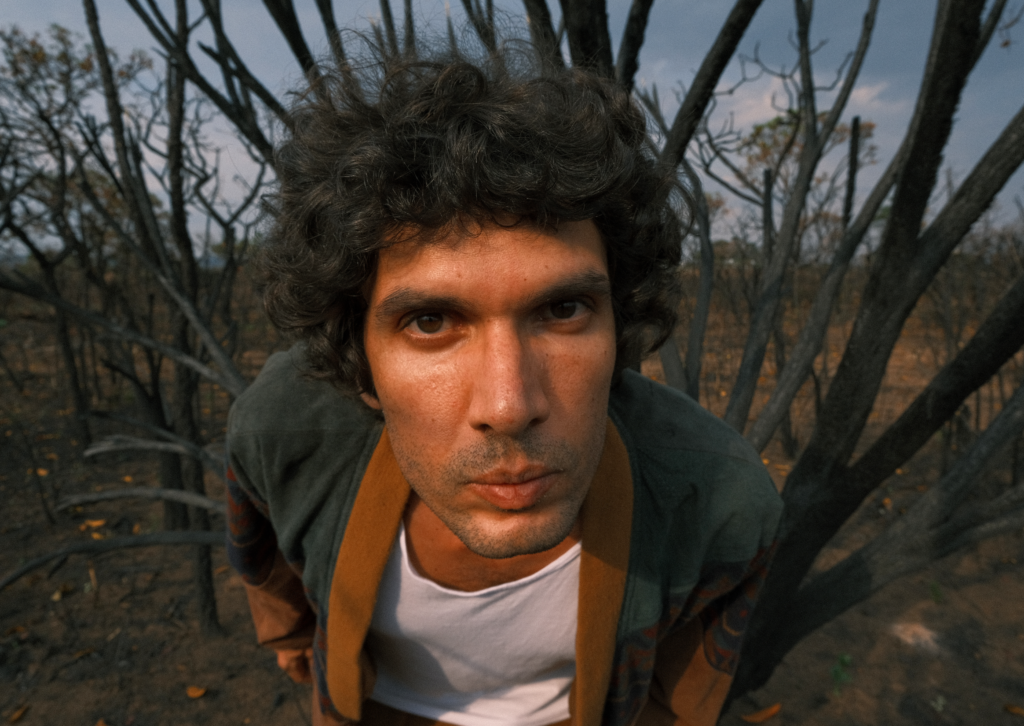 agencia.um nome.artista.guilherme.cobelo.foto.heliomiranda.4