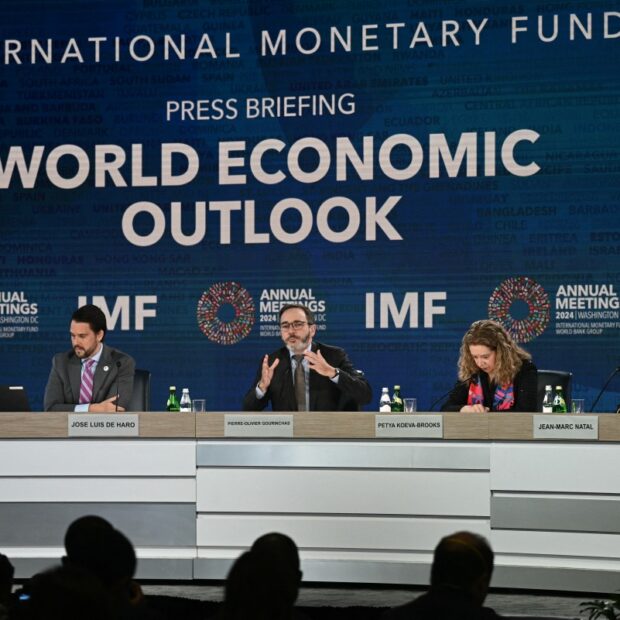 us imf worldbank economy business finance