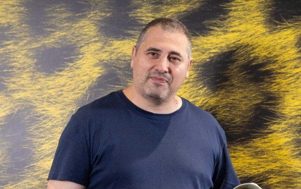 1 radu jude saiu de loacrno com o leopardo de prata por nao espere muito do fim do mundo 257497