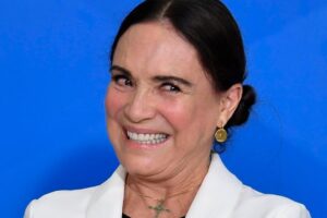 regina duarte fala sobre volta a globo e revela desejo envolvendo a record 4065