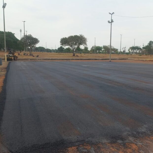 Área do taguaparque tem recuperação asfáltica para o torneio arimateia de futsal