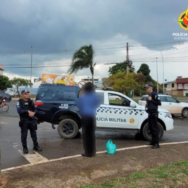 pmdf prende esfaquear