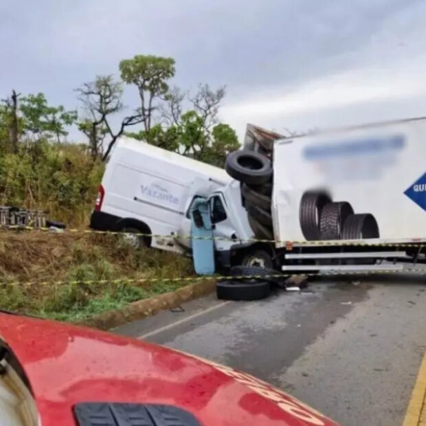 acidente ambulancia corpo de bombeiros