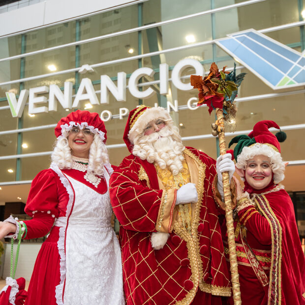 Papai Noel e Cia Néia e Nando. Crédito: Telmo Ximenes