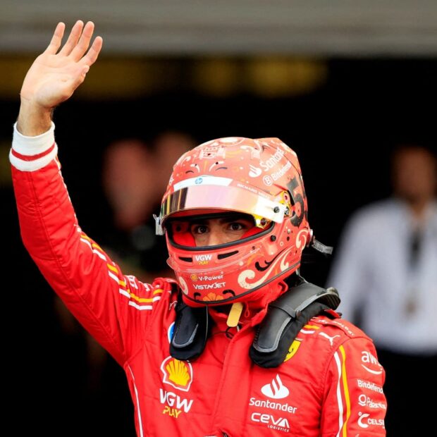 carlos sainz celebra pole position no gp do mexico de f1 2024 203312