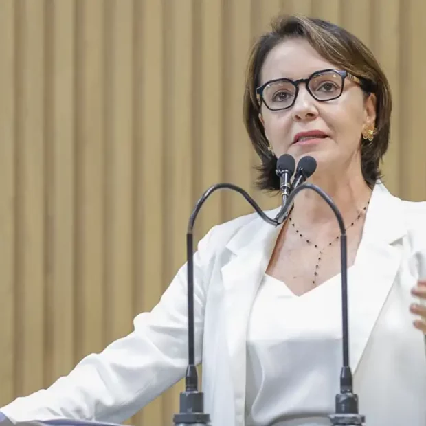 emilia correa