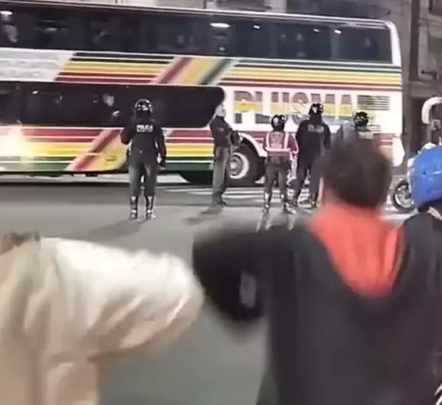 697136ac37abba3357d32b632638bbba