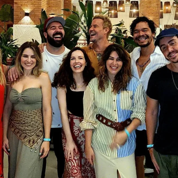 elenco reunido na costa do sauipe 25 anos depois credito divlgacao aviva 1 e1730212911333