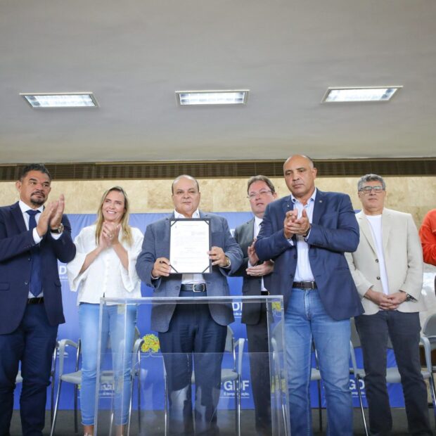 52865133648 158186a79b k 1536x1024