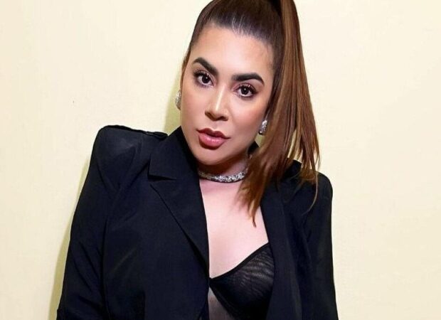 1 naiara azevedo 1024x768 32721055