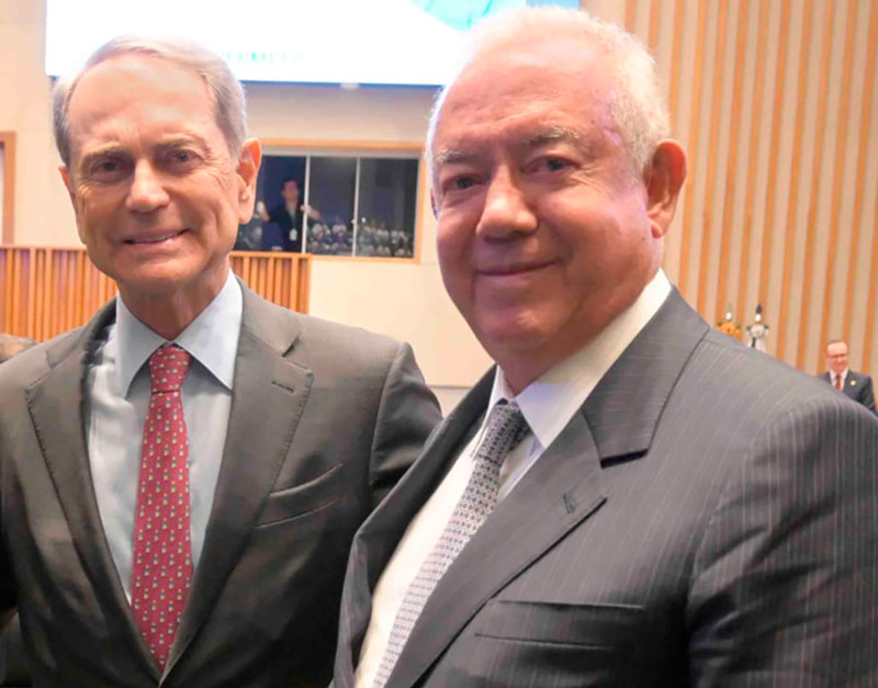 o empresário paulo octávio e o advogado wilfrido augusto marques