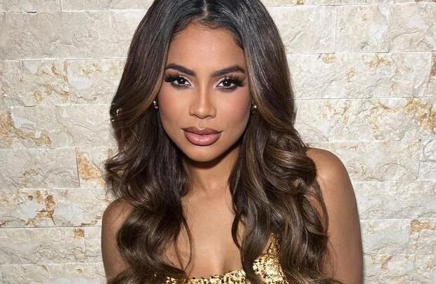 lexa b4mp6o1q 4j131952925 widelg