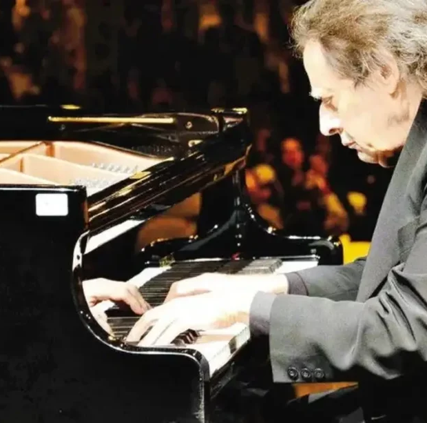 1 image 33086282 1024x613