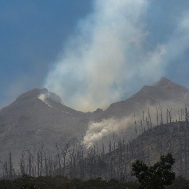 indonesia volcano