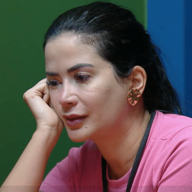 a fazenda 2024 vanessa chora e desabafa com peao 1728846708781 v2 4x3