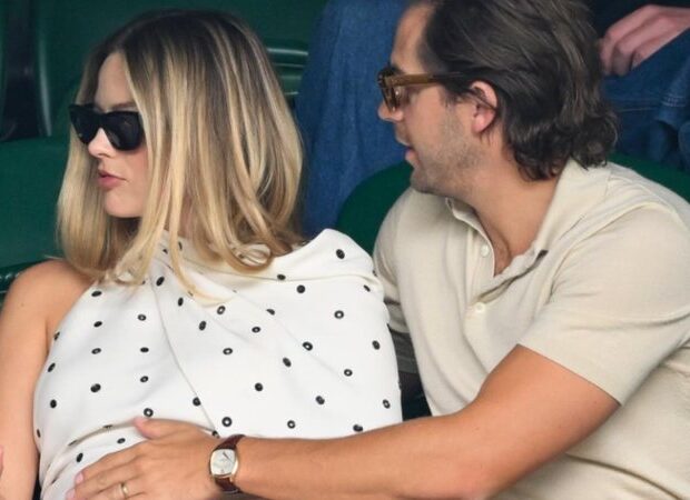 margot robbie e tom ackerley widelg