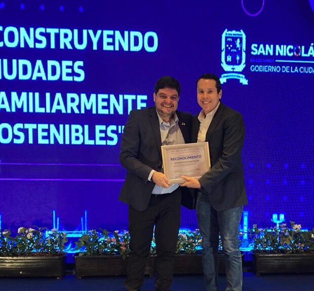 gdf representado no encontro regional de cidades familiarmente sustentaveis em san nicolas de los garza com o prefeito da cidade daniel carrilo em agosto de 2024 768x576