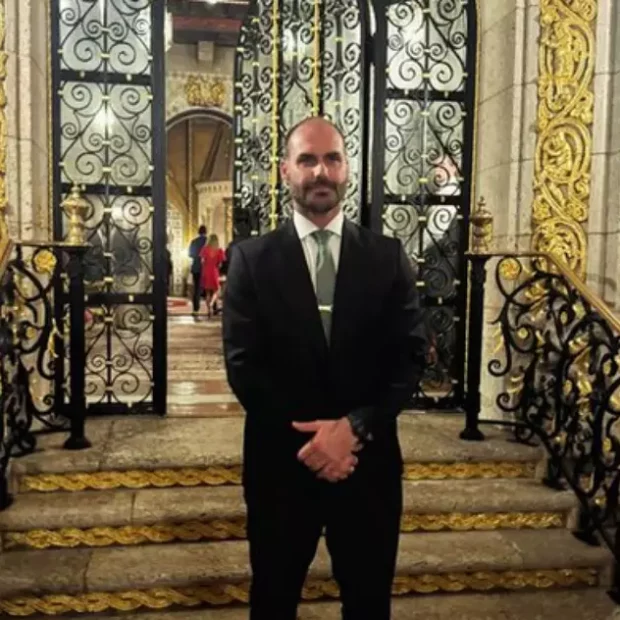 eduardo bolsonaro 1k1zhq5wwnj21