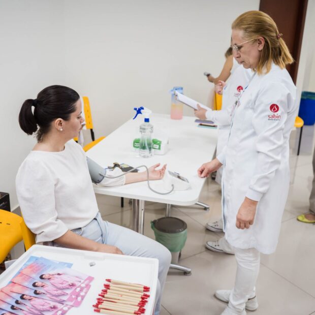 feira de saúde para servidores da educação promove autocuidado e bem estar