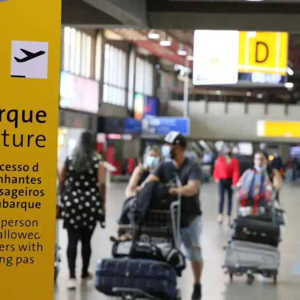 embarque aeroporto passagem