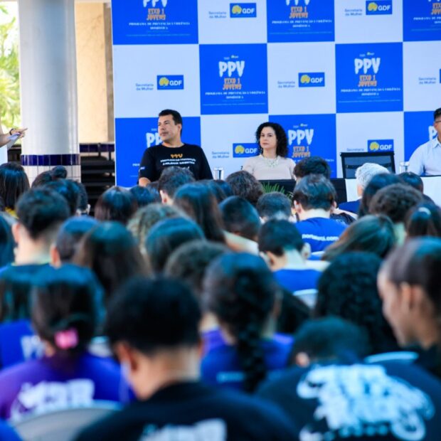 alunos de samambaia são capacitados para atuar no combate à violência contra a mulher