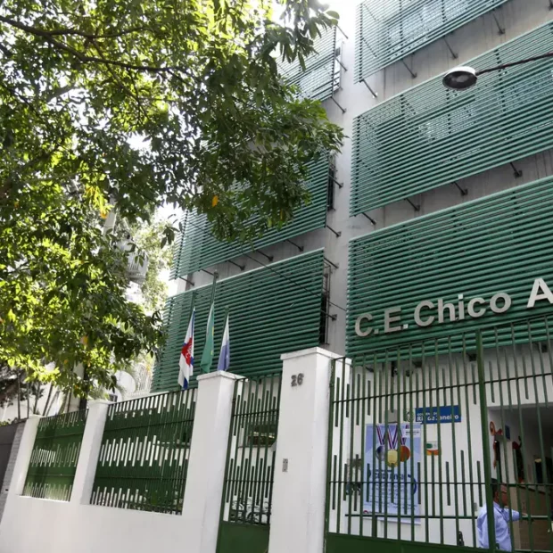 escola chico anysio