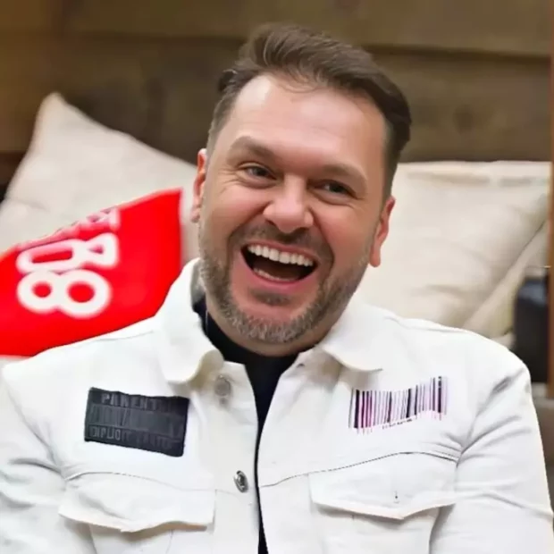 697040415 6trhpj6pwbdt5fnu5fm5zq7pwm