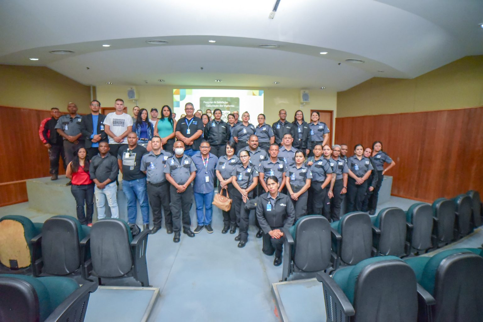 vigilantes de upas e do hrsm são capacitados para situações de conflitos e atendimento humanizado