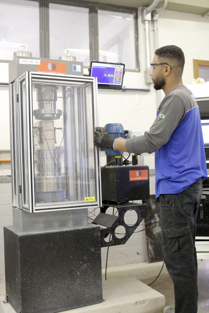 senai victorhugopessoa laboratório de metrologia do instituto senai de tecnologia em construção civil do df (istcc df), localizado no senai taguatinga