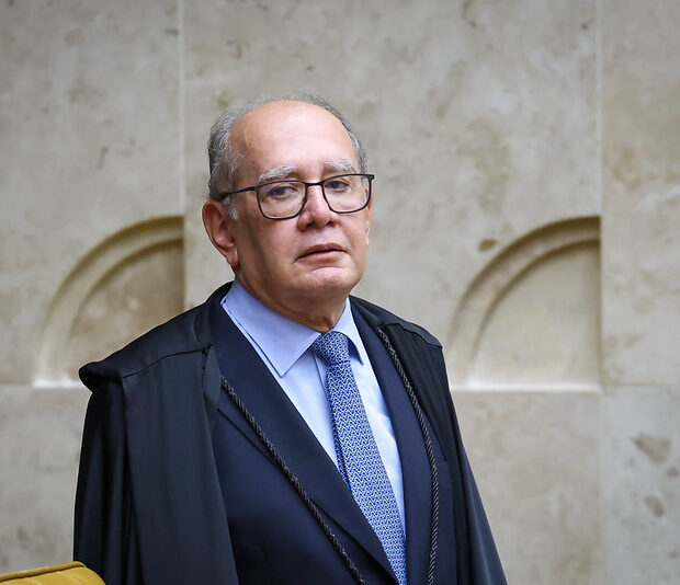 54137927514 f2923a678b c