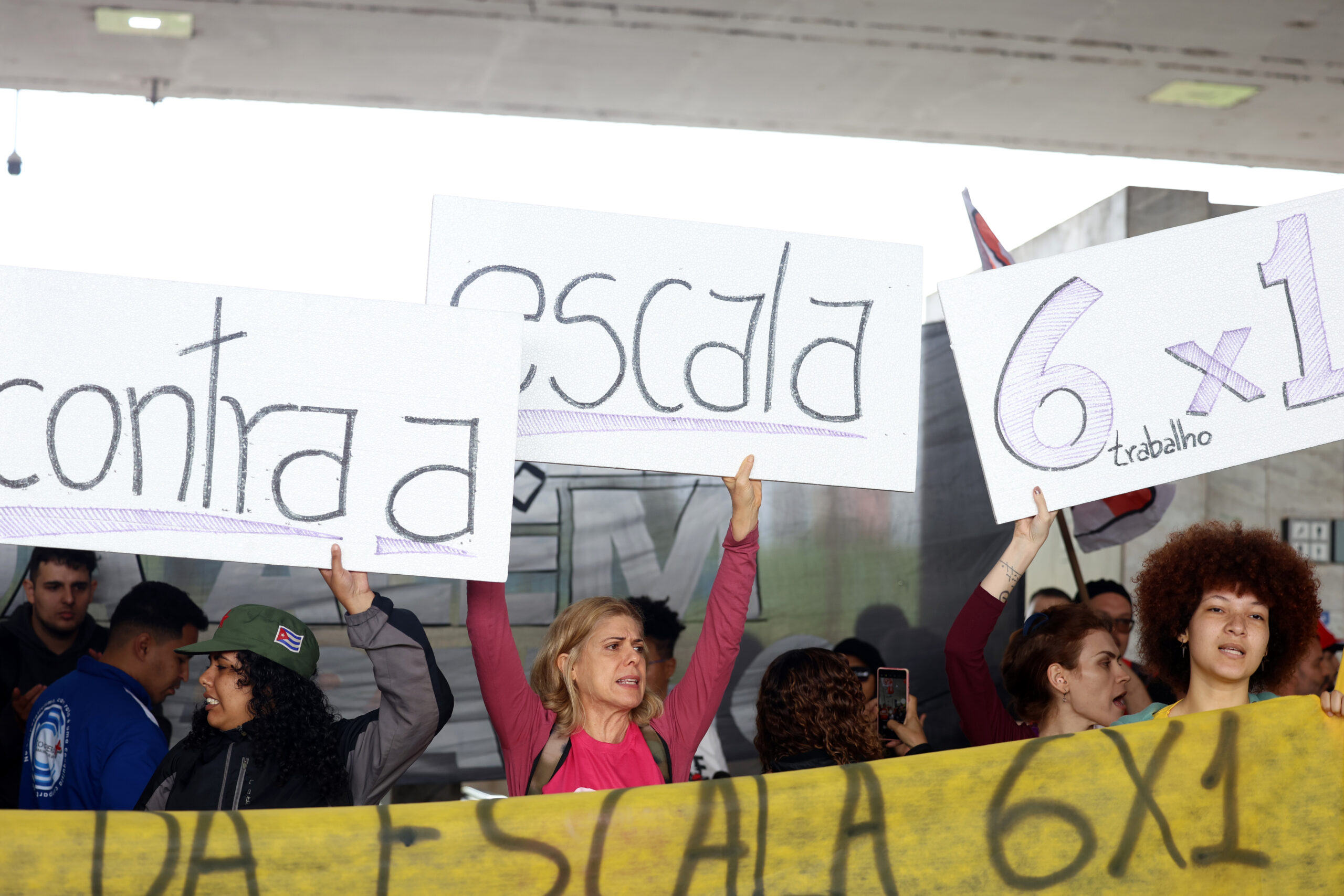ato em defesa do fim da jornada 6x1