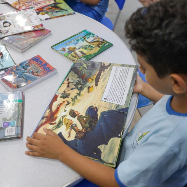 dentro 1 37 1920x1280