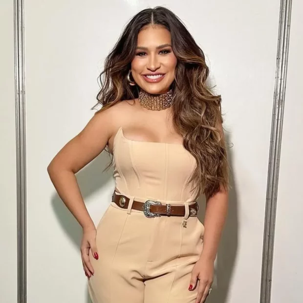 87efa2cc 72f2 49b4 a60a 755497bc1780