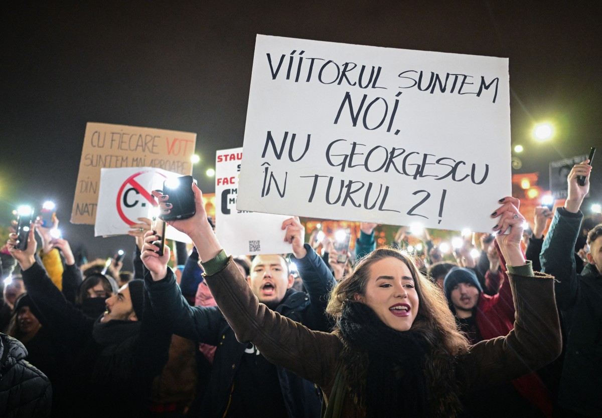 romania politics vote demonstration