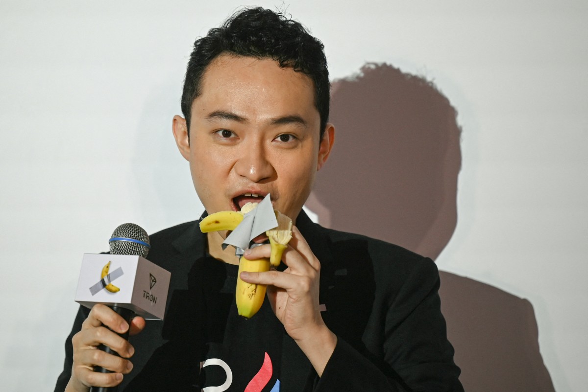 hong kong china art banana