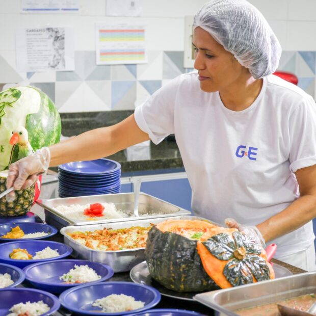 capa vanda servindo 1920x1280 merendeira