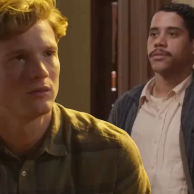 Garota do Momento: Beto cai em armadilha de Basílio e leva uma surra de capangas