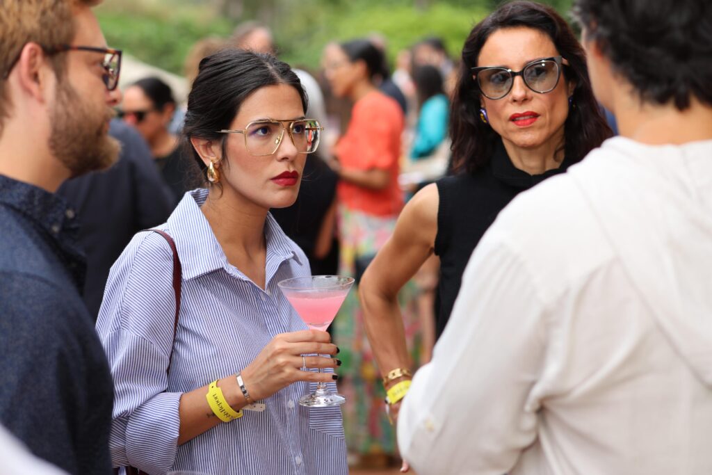 antto #769nia filha de gloria pires e amigos