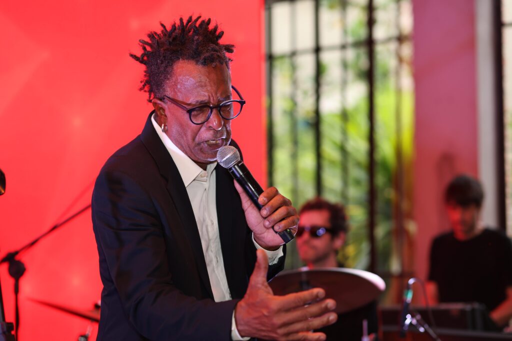 tony gordon e mu #769sicos