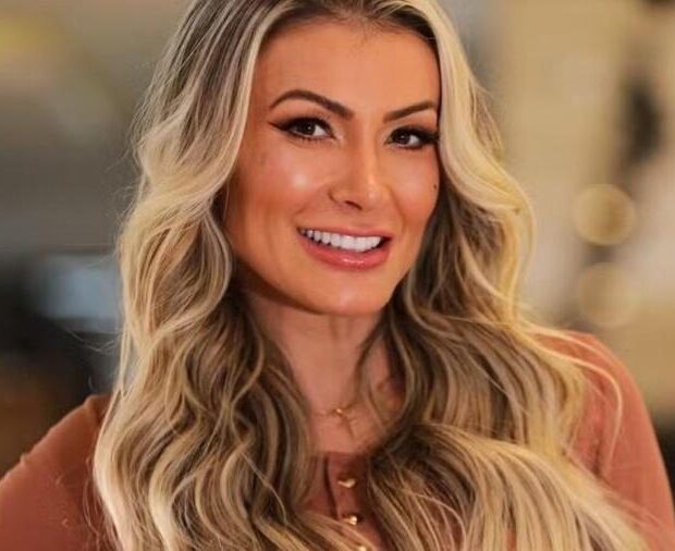 andressa urach surge com novo visual 1727865600681 v2 900x506