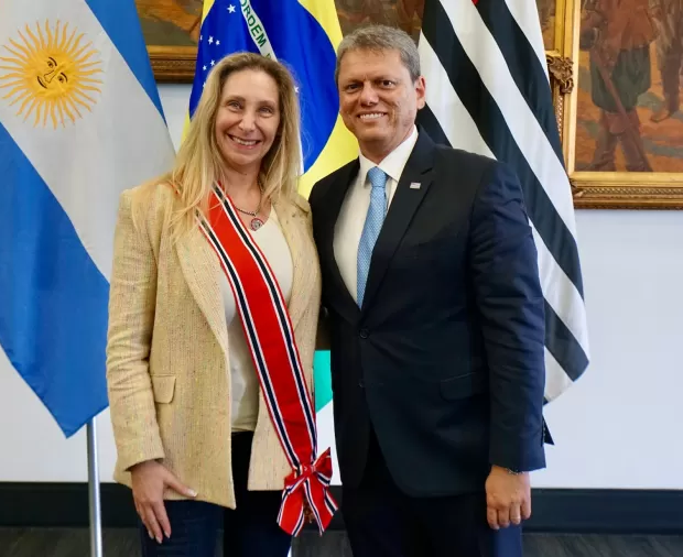 tarcisio recebe karina milei no palacio dos bandeirantes e concede a ela ordem do ipiranga maior honraria do estado 1733177473558 v2 900x506.jpg