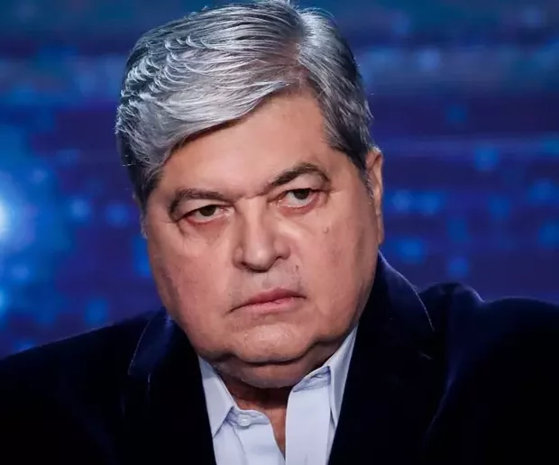 O apresentador retorna à TV com um programa próprio e já prepara um duelo familiar, concorrendo com seu filho Joel na Band!