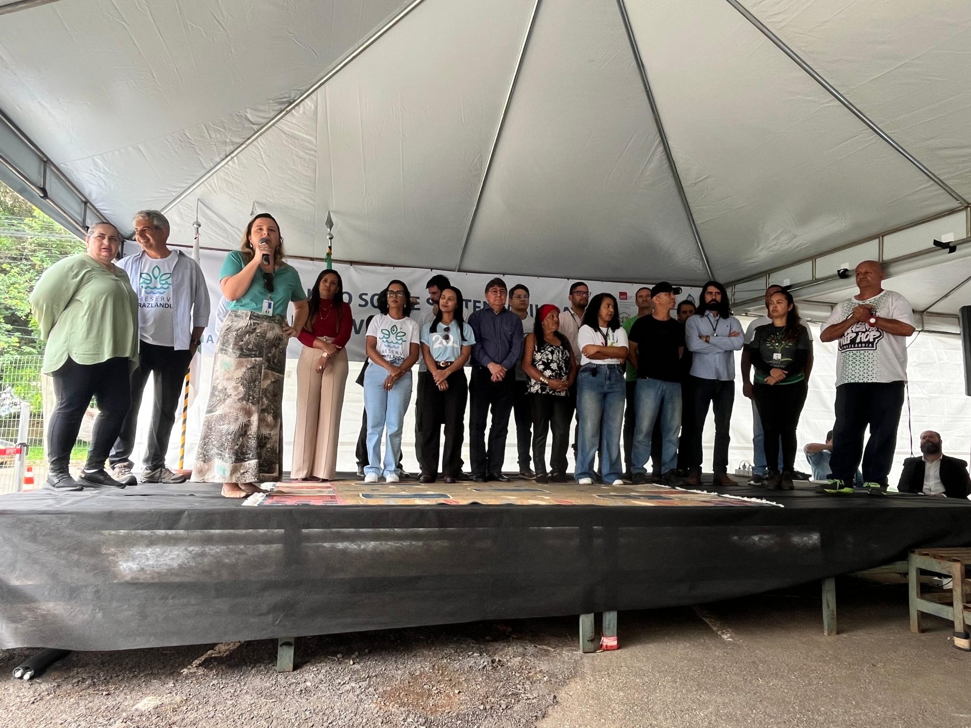 5.12. acao ambiental em brazlandia. foto divulgacao instituto brasilia ambiental6 1920x1440