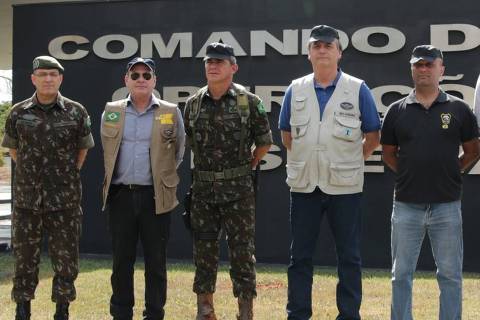 militares presos